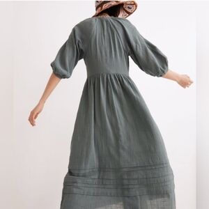 Madewell Green Sundress with Raglan Short Sleeves and V-Neck